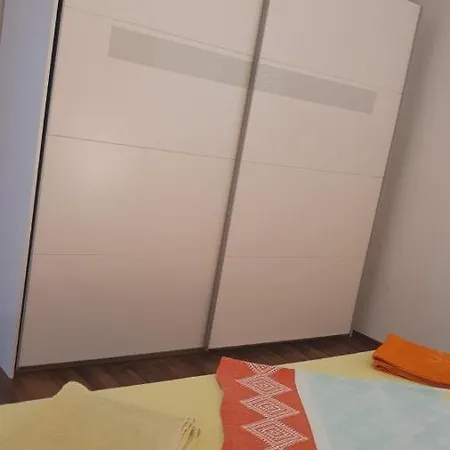 Διαμέρισμα Mia