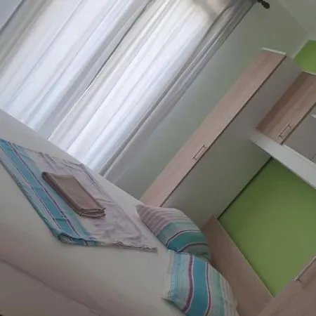 Mia Apartman