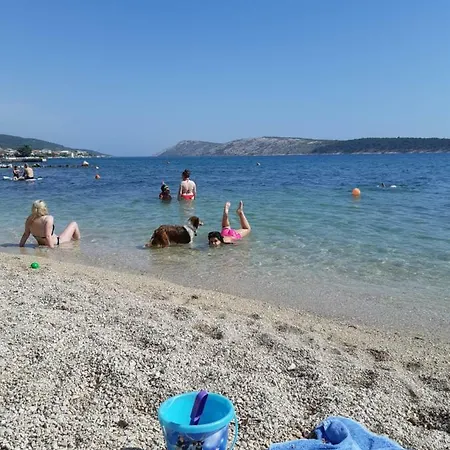 Διαμέρισμα Mia *