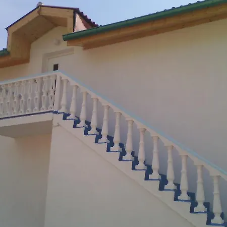 Mia Barbat na Rabu